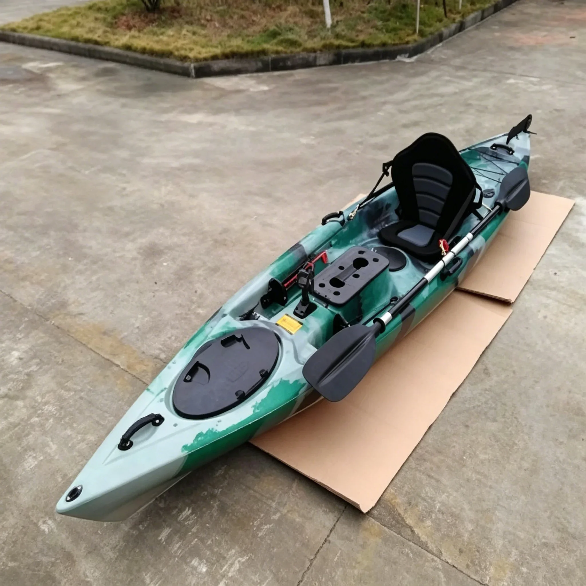 قارب صيد مصنوع من البولي إيثيل - مراجعة Fishing Kayak Rod Holder وسعره